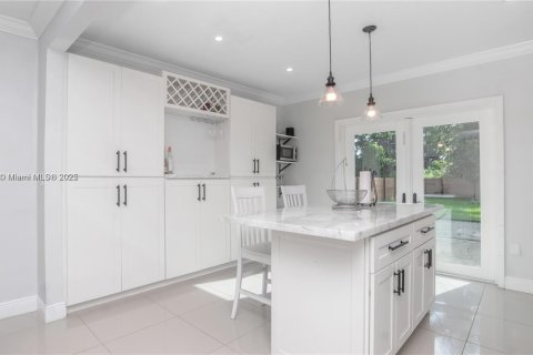 Casa en venta en Miami Springs, Florida, 3 dormitorios, 91.14 m2 № 1892052 - foto 13