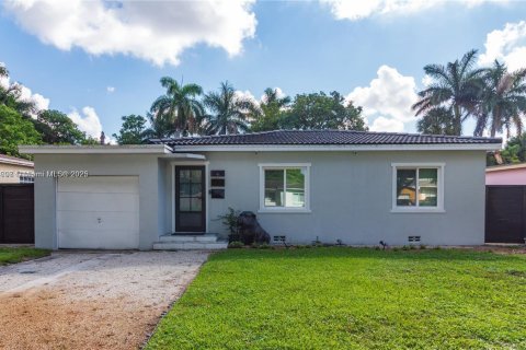 Casa en venta en Miami Springs, Florida, 3 dormitorios, 91.14 m2 № 1892052 - foto 19