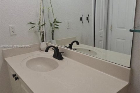 Copropriété à louer à Cutler Bay, Floride: 1 chambre, 69.31 m2 № 2390019 - photo 27