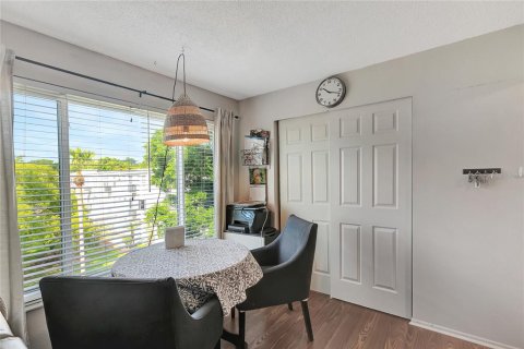 Condo in Clearwater, Florida, 2 bedrooms  № 2092982 - photo 15