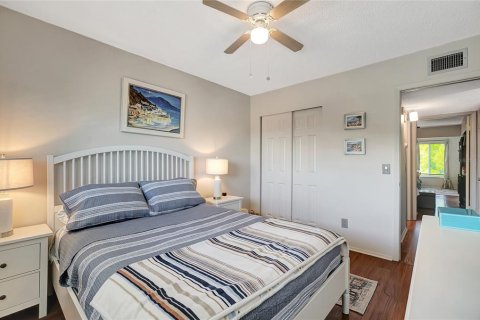 Condo in Clearwater, Florida, 2 bedrooms  № 2092982 - photo 22