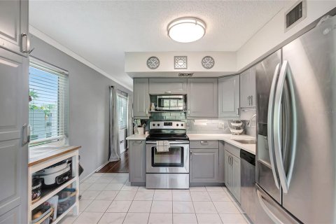 Condo in Clearwater, Florida, 2 bedrooms  № 2092982 - photo 11