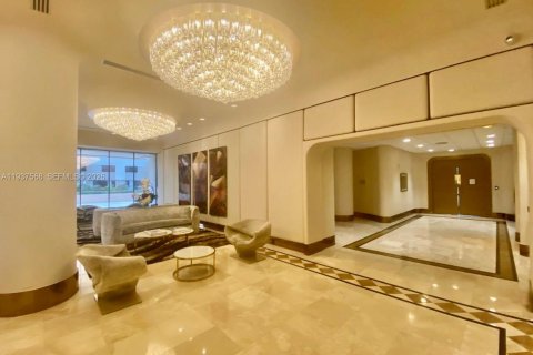 Apartment in Miami, Florida 2 bedrooms, 181.16 sq.m. № 1995737 - photo 20