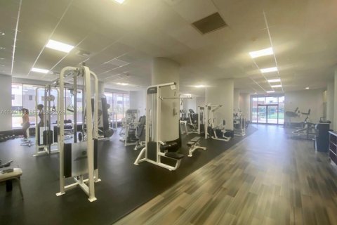 Apartment in Miami, Florida 2 bedrooms, 181.16 sq.m. № 1995737 - photo 23