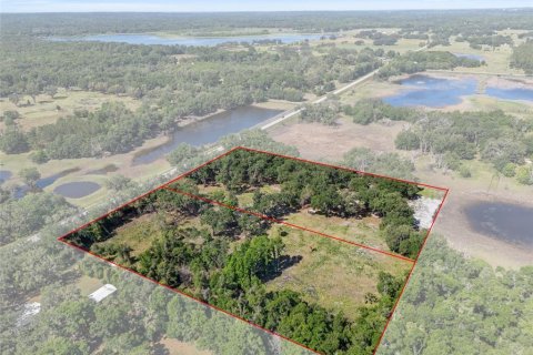 Terreno en venta en Brooksville, Florida № 1642204 - foto 1