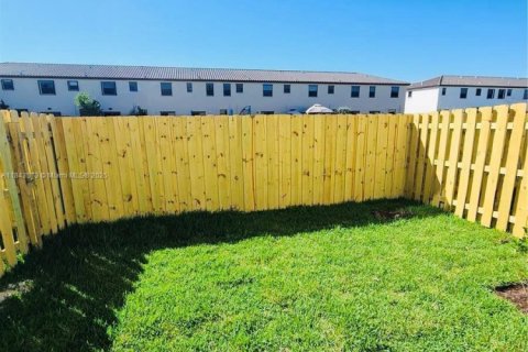 Adosado en alquiler en Miami, Florida, 3 dormitorios, 133.87 m2 № 1958591 - foto 11