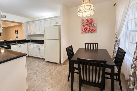 Condo in Boca Raton, Florida, 2 bedrooms  № 2421486 - photo 4