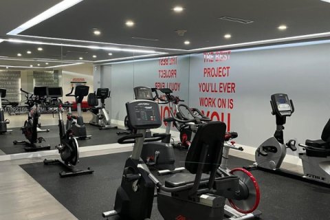 Condo in Miami, Florida, 2 bedrooms  № 2056293 - photo 30