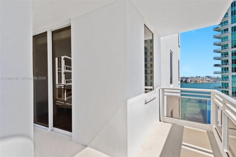 Condo in Miami, Florida, 2 bedrooms  № 2056293 - photo 6