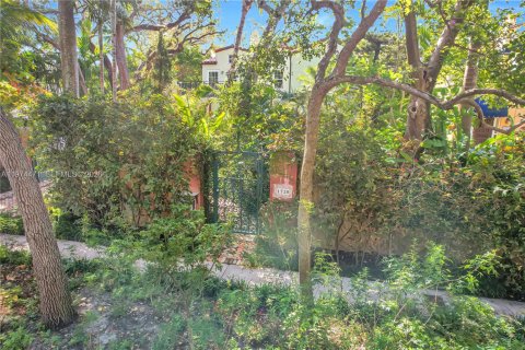 Villa ou maison à vendre à Miami, Floride: 5 chambres, 287.07 m2 № 2036182 - photo 5