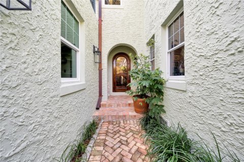 Villa ou maison à vendre à Miami, Floride: 5 chambres, 287.07 m2 № 2036182 - photo 19