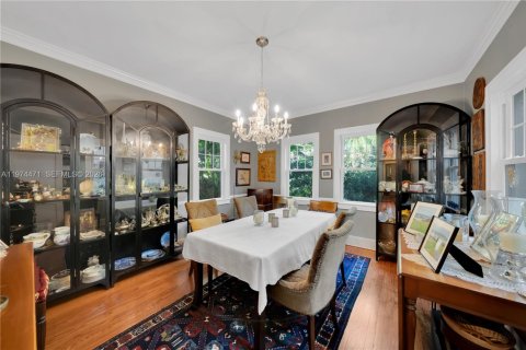 Villa ou maison à vendre à Miami, Floride: 5 chambres, 287.07 m2 № 2036182 - photo 30