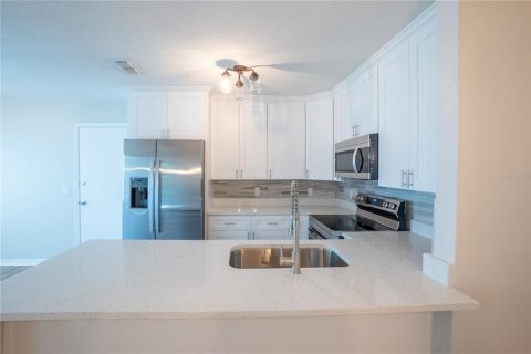 Townhouse in Ormond Beach, Florida 3 bedrooms, 168.9 sq.m. № 1750285 - photo 9