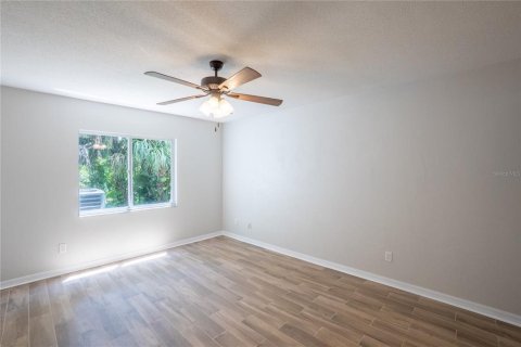 Adosado en venta en Ormond Beach, Florida, 3 dormitorios, 168.9 m2 № 1750285 - foto 12