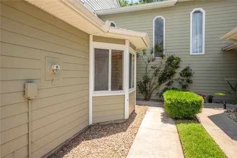 Townhouse in Ormond Beach, Florida 3 bedrooms, 168.9 sq.m. № 1750285 - photo 3