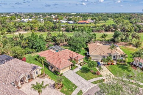 House in Venice, Florida 3 bedrooms, 198.81 sq.m. № 2195892 - photo 2