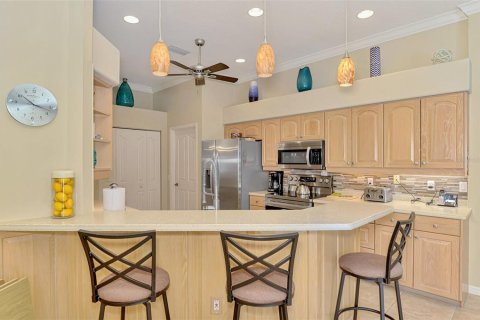 House in Venice, Florida 3 bedrooms, 198.81 sq.m. № 2195892 - photo 27