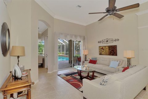 House in Venice, Florida 3 bedrooms, 198.81 sq.m. № 2195892 - photo 12