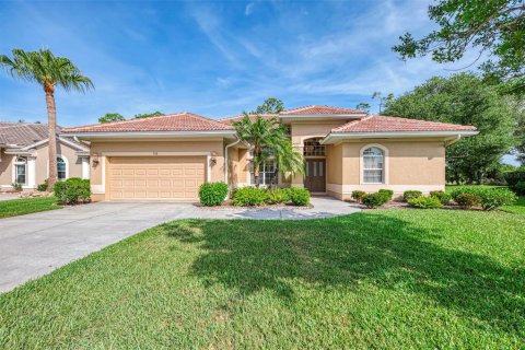House in Venice, Florida 3 bedrooms, 198.81 sq.m. № 2195892 - photo 3