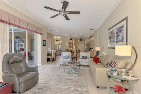 House in Venice, Florida 3 bedrooms, 198.81 sq.m. № 2195892 - photo 24
