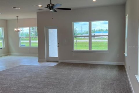 House in Saint Cloud, Florida 4 bedrooms, 204.57 sq.m. № 1843285 - photo 6