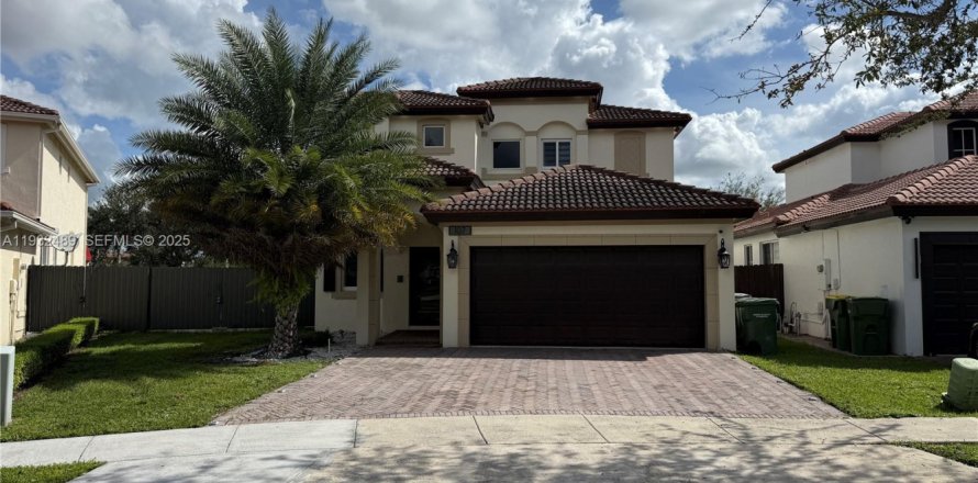 Villa ou maison à Homestead, Floride 4 chambres, 237.74 m2 № 2152447