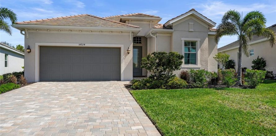 House in Punta Gorda, Florida 4 bedrooms, 207.92 sq.m. № 1761074
