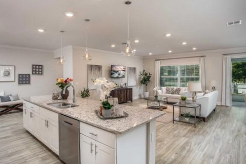 House in Beverly Hills, Florida 4 bedrooms, 290.78 sq.m. № 1841940 - photo 6