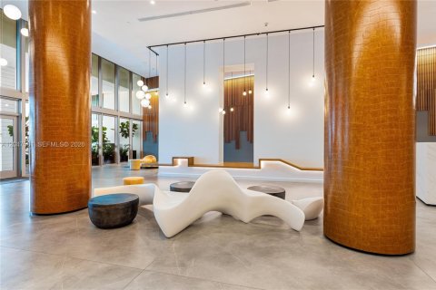Condo in Miami, Florida, 1 bedroom  № 2186168 - photo 26