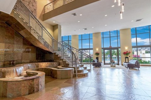 Copropriété à louer à Hallandale Beach, Floride: 2 chambres, 100.43 m2 № 2011997 - photo 3