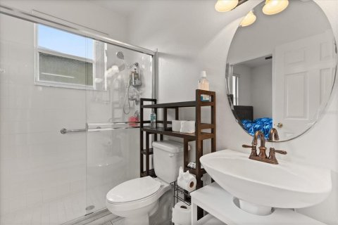Casa en venta en Winter Garden, Florida, 5 dormitorios, 327.39 m2 № 1844400 - foto 10