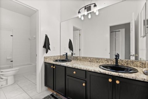Casa en venta en Winter Garden, Florida, 5 dormitorios, 327.39 m2 № 1844400 - foto 19