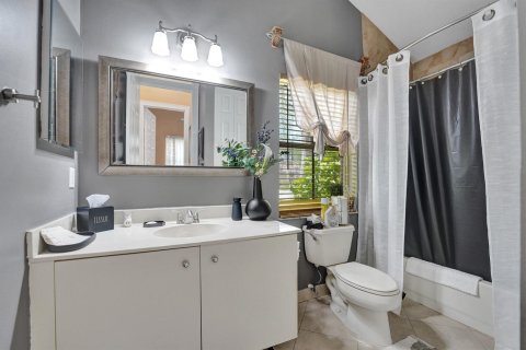Villa ou maison à vendre à Pembroke Pines, Floride: 5 chambres, 341.23 m2 № 2085190 - photo 18