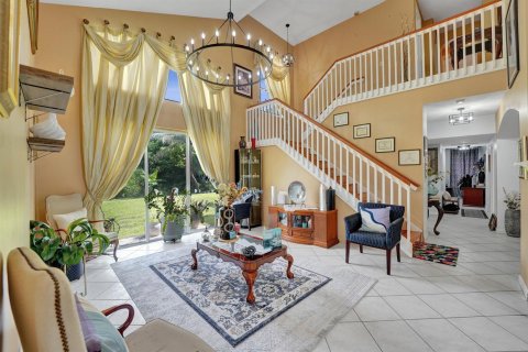 Villa ou maison à vendre à Pembroke Pines, Floride: 5 chambres, 341.23 m2 № 2085190 - photo 15