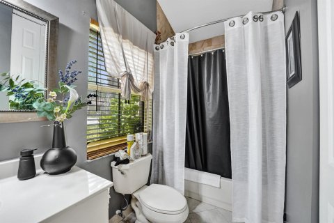 Villa ou maison à vendre à Pembroke Pines, Floride: 5 chambres, 341.23 m2 № 2085190 - photo 19