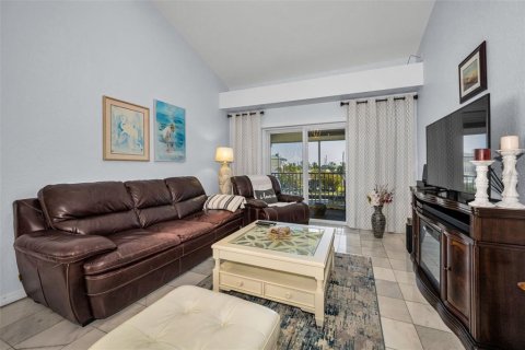Купить таунхаус в Порт-Ричи, Флорида 9 комнат, 111.95м2, № 2155444 - фото 29