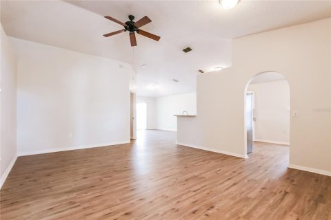 Casa en venta en Orlando, Florida, 3 dormitorios, 139.91 m2 № 1881052 - foto 4