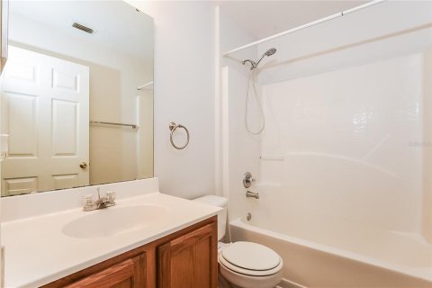 Casa en venta en Orlando, Florida, 3 dormitorios, 139.91 m2 № 1881052 - foto 16