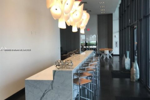 Condo in Miami, Florida, 1 bedroom  № 1954643 - photo 26