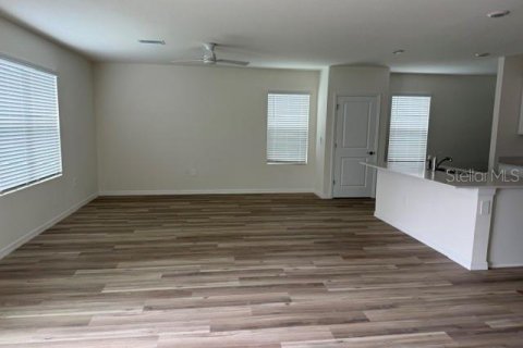 Villa ou maison à louer à Weeki Wachee, Floride: 4 chambres, 246.19 m2 № 2103933 - photo 9