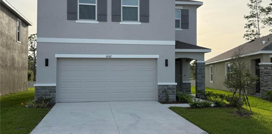 Villa ou maison à Weeki Wachee, Floride 4 chambres, 246.19 m2 № 2103933