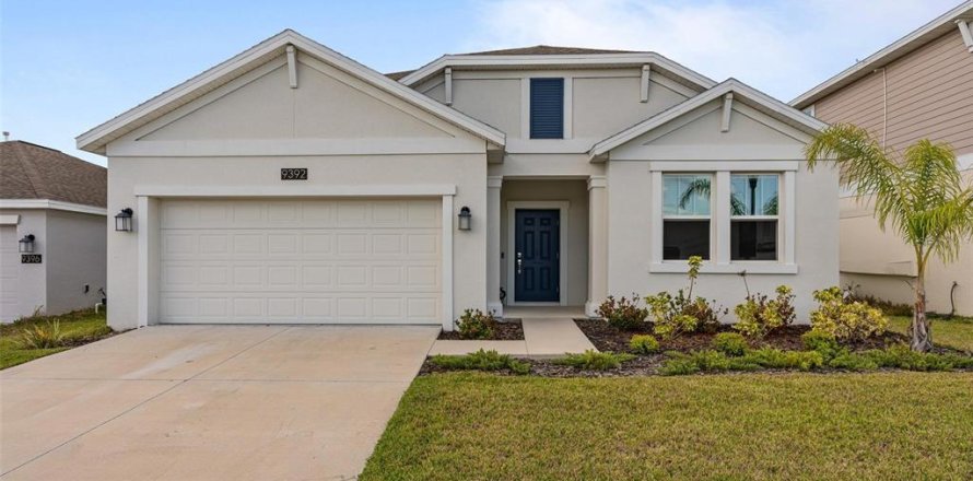 House in LIBERTY PRESERVE in Leesburg, Florida 4 bedrooms, 171.87 sq.m. № 1637985