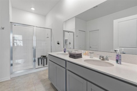 House in LIBERTY PRESERVE in Leesburg, Florida 4 bedrooms, 171.87 sq.m. № 1637985 - photo 18