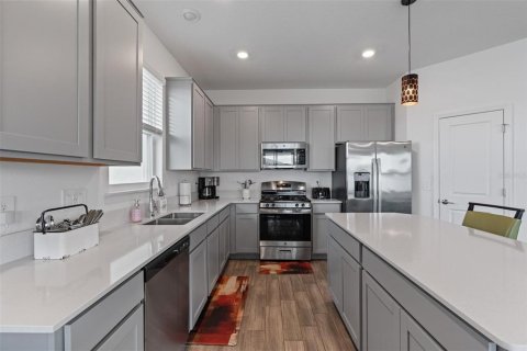House in LIBERTY PRESERVE in Leesburg, Florida 4 bedrooms, 171.87 sq.m. № 1637985 - photo 7