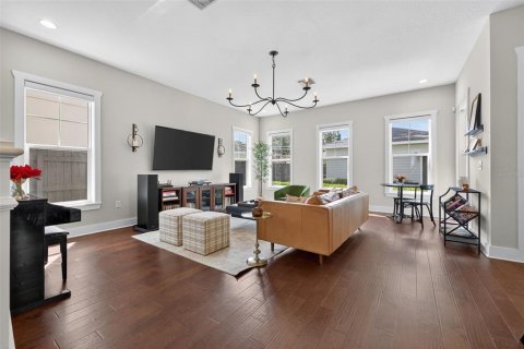 Casa en venta en Saint Petersburg, Florida, 5 dormitorios, 244.33 m2 № 1899790 - foto 10