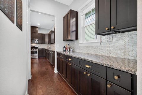 Casa en venta en Saint Petersburg, Florida, 5 dormitorios, 244.33 m2 № 1899790 - foto 17