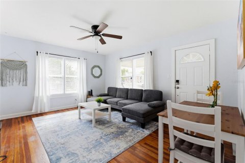 Casa en venta en Winter Haven, Florida, 4 dormitorios, 129.32 m2 № 2381267 - foto 7