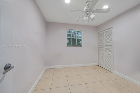 Casa en venta en Hollywood, Florida, 3 dormitorios, 128.58 m2 № 1996158 - foto 20