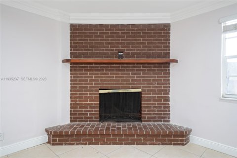 Casa en venta en Hollywood, Florida, 3 dormitorios, 128.58 m2 № 1996158 - foto 8