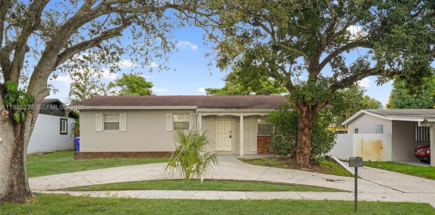 Casa en Hollywood, Florida 3 dormitorios, 128.58 m2 № 1996158